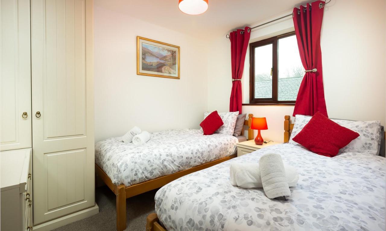 High Lake Bowness-on-Windermere Extérieur photo